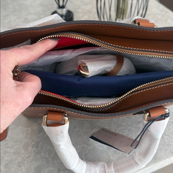 Dooney & Bourke Wexford Nana Top handle tote - Picture 3 of 8